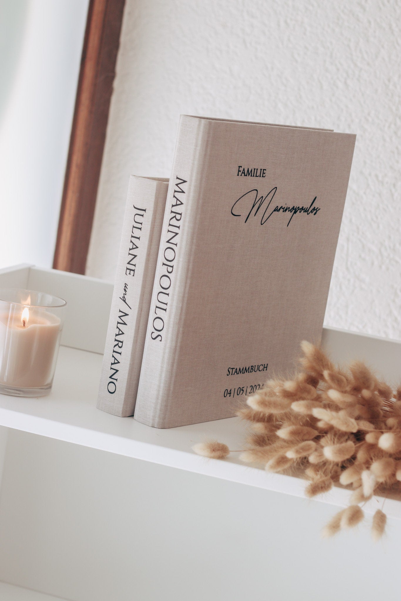 Stammbuch A4 mit Leinen Cover und schwarzer Personalisierung - auch im SET mit Gästebuch erhältlich