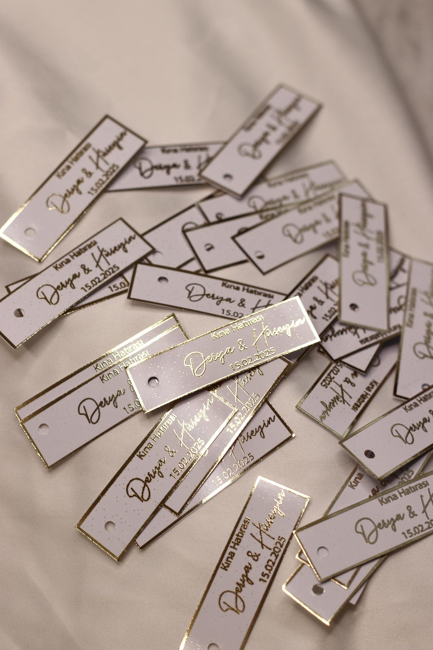 Kina Gecesi, Personalisierte Etiketten für Gastgeschenke mit metallic Veredelung in gold, Kina Hatirasi, Henna Nacht, Kanagjegj,