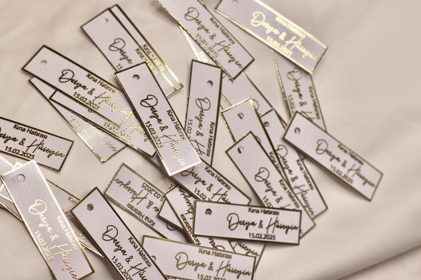 Kina Gecesi, Personalisierte Etiketten für Gastgeschenke mit metallic Veredelung in gold, Kina Hatirasi, Henna Nacht, Kanagjegj,