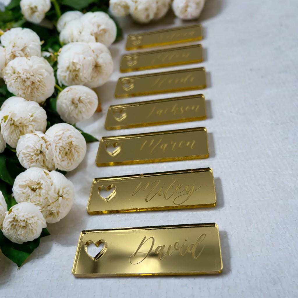 Platzkarte Hochzeit, personalisierte Acryl Namensschilder mit Herz, Hochzeitsdeko, Verlobungsdeko, Tischdeko,