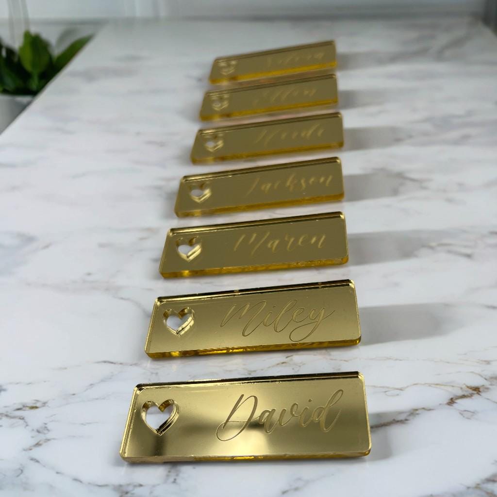 Platzkarte Hochzeit, personalisierte Acryl Namensschilder mit Herz, Hochzeitsdeko, Verlobungsdeko, Tischdeko,