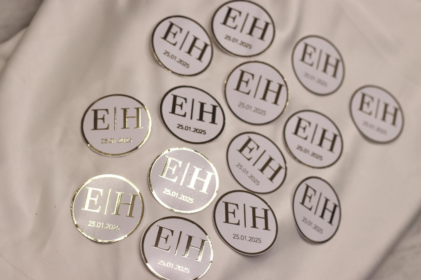 Personalisierte Etiketten für Gastgeschenke mit metallic Veredelung in gold, Hochzeit, Taufe,Sözümüz Söz, Verlobung, Initial & Datum