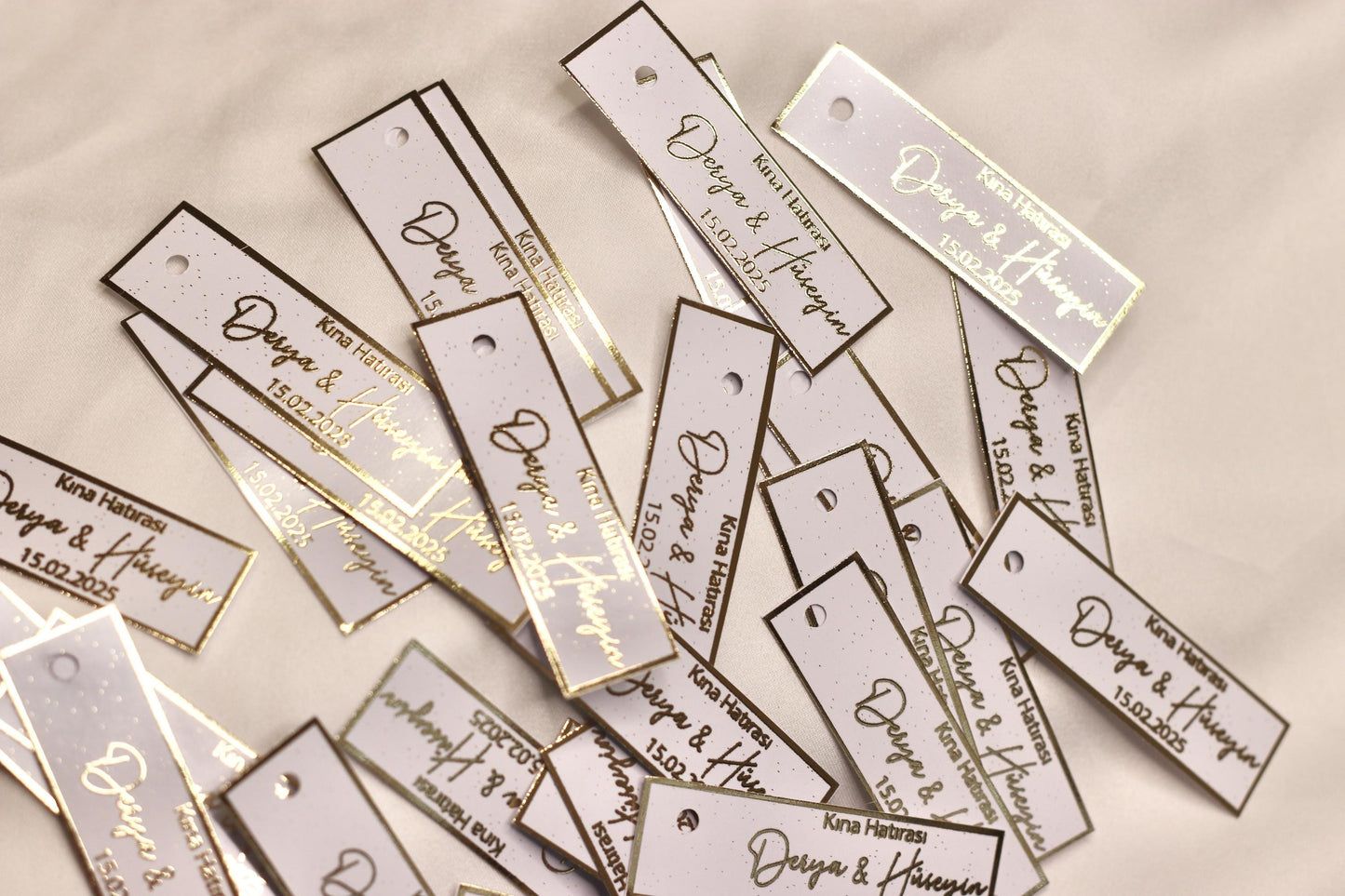 Kina Gecesi, Personalisierte Etiketten für Gastgeschenke mit metallic Veredelung in gold, Kina Hatirasi, Henna Nacht, Kanagjegj,