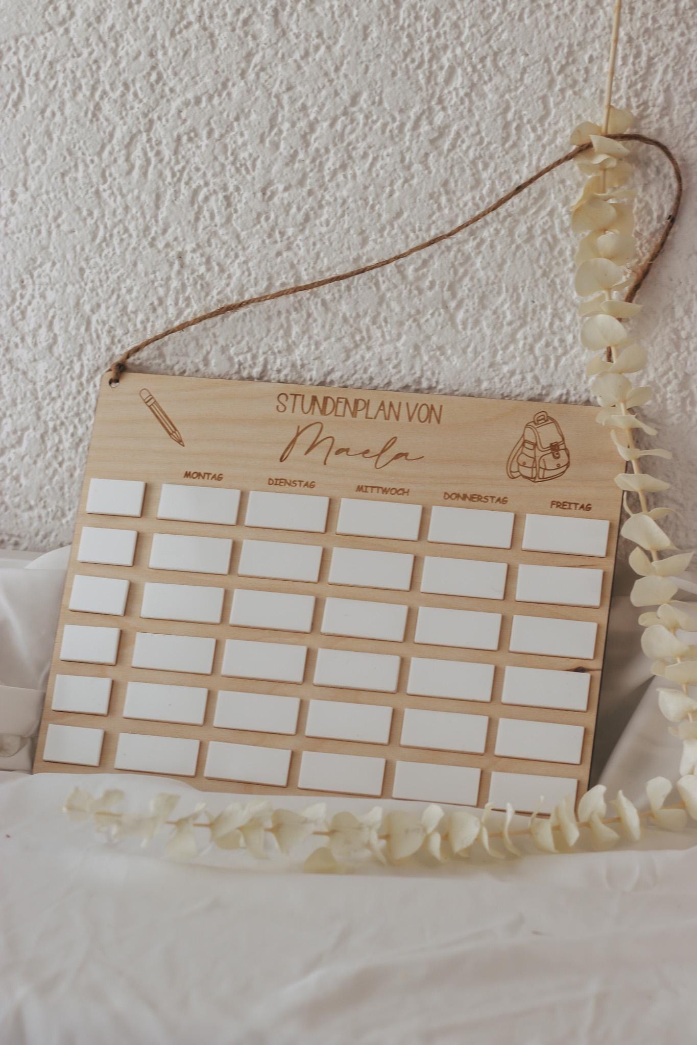 Personalisierter Stundenplan aus Holz für Kinder | Wiederverwendbar mit Acrylfeldern | Geschenk Schulanfang | Einschulung Deko Kinderzimmer