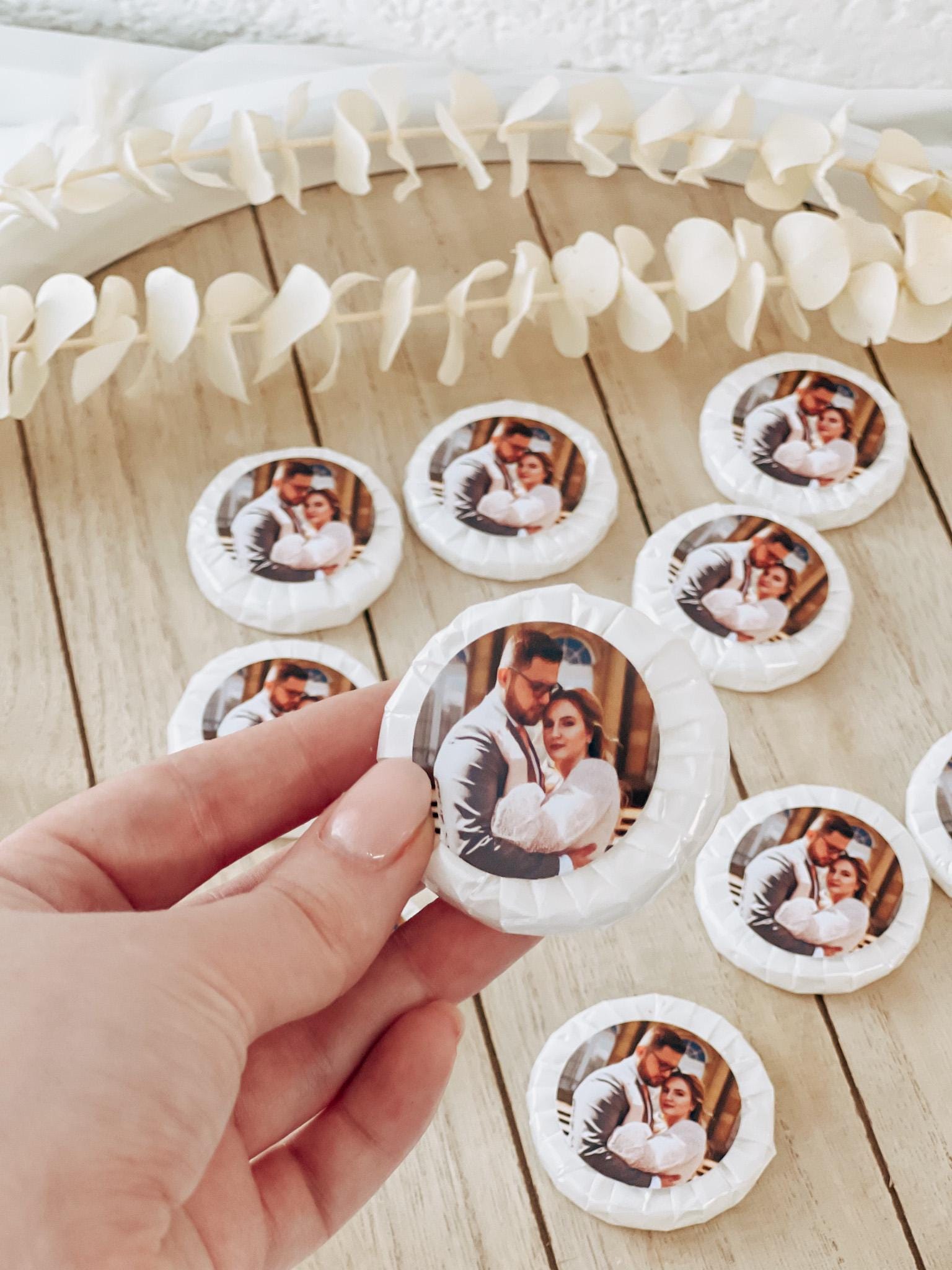 Mini Seifen (10er Set) als Gastgeschenk – personalisiert mit Foto – Hochzeit, Geburtstag, Verlobung – Seifen Mitgebsel