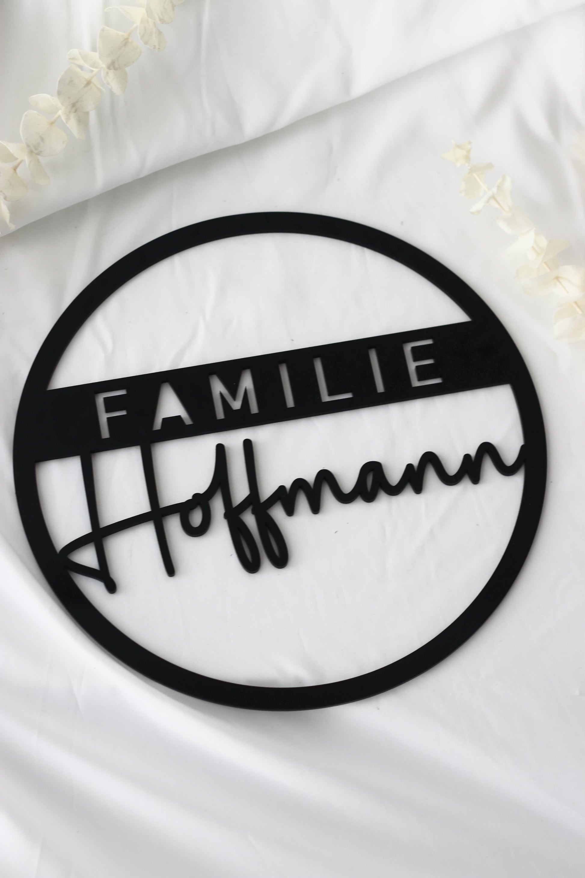Türschild Familie Nachname 25x25 Acrylglas 3mm Schwarz Weiß Personalisierbar Wanddeko Haustürschild Geschenk, Hochzeitsgeschenk,