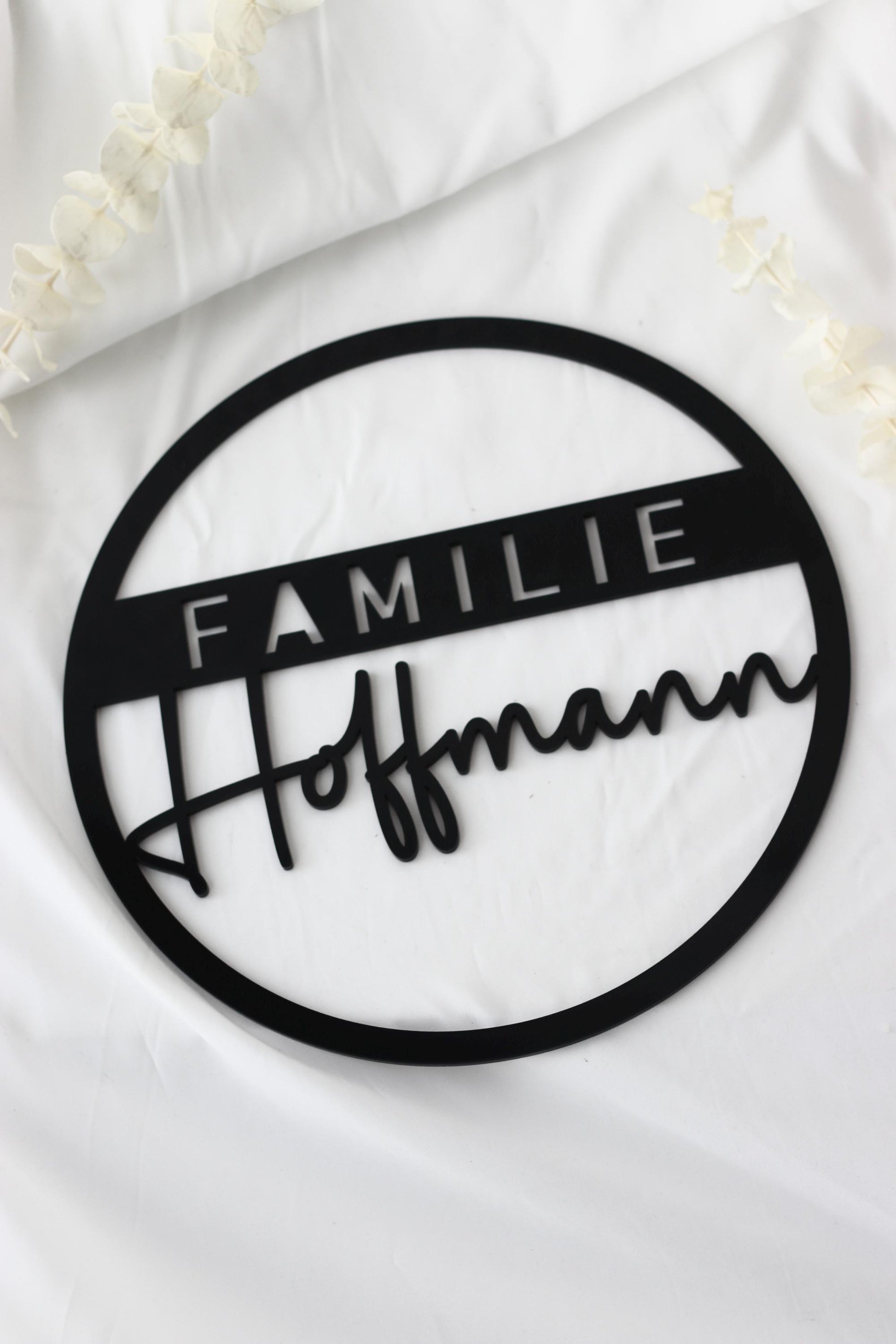 Türschild Familie Nachname 25x25 Acrylglas 3mm Schwarz Weiß Personalisierbar Wanddeko Haustürschild Geschenk, Hochzeitsgeschenk,