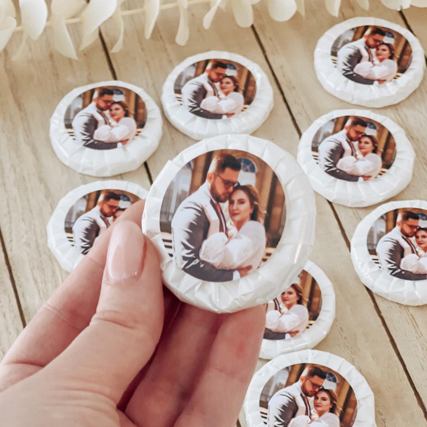 Mini Seifen (10er Set) als Gastgeschenk – personalisiert mit Foto – Hochzeit, Geburtstag, Verlobung – Seifen Mitgebsel