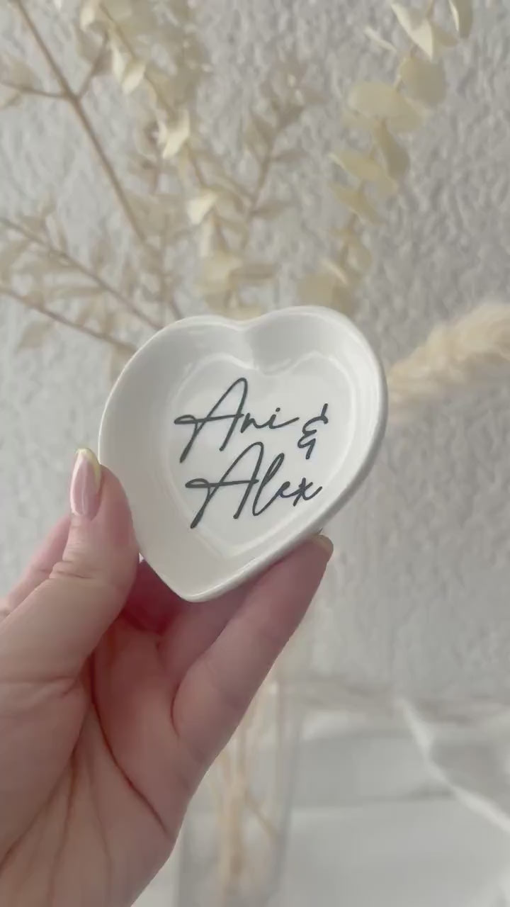 Personalisierte Ringschale Hochzeit | Keramik Schmuckschale mit Namen | Standesamt Deko | Ringhalter Hochzeit Geschenk