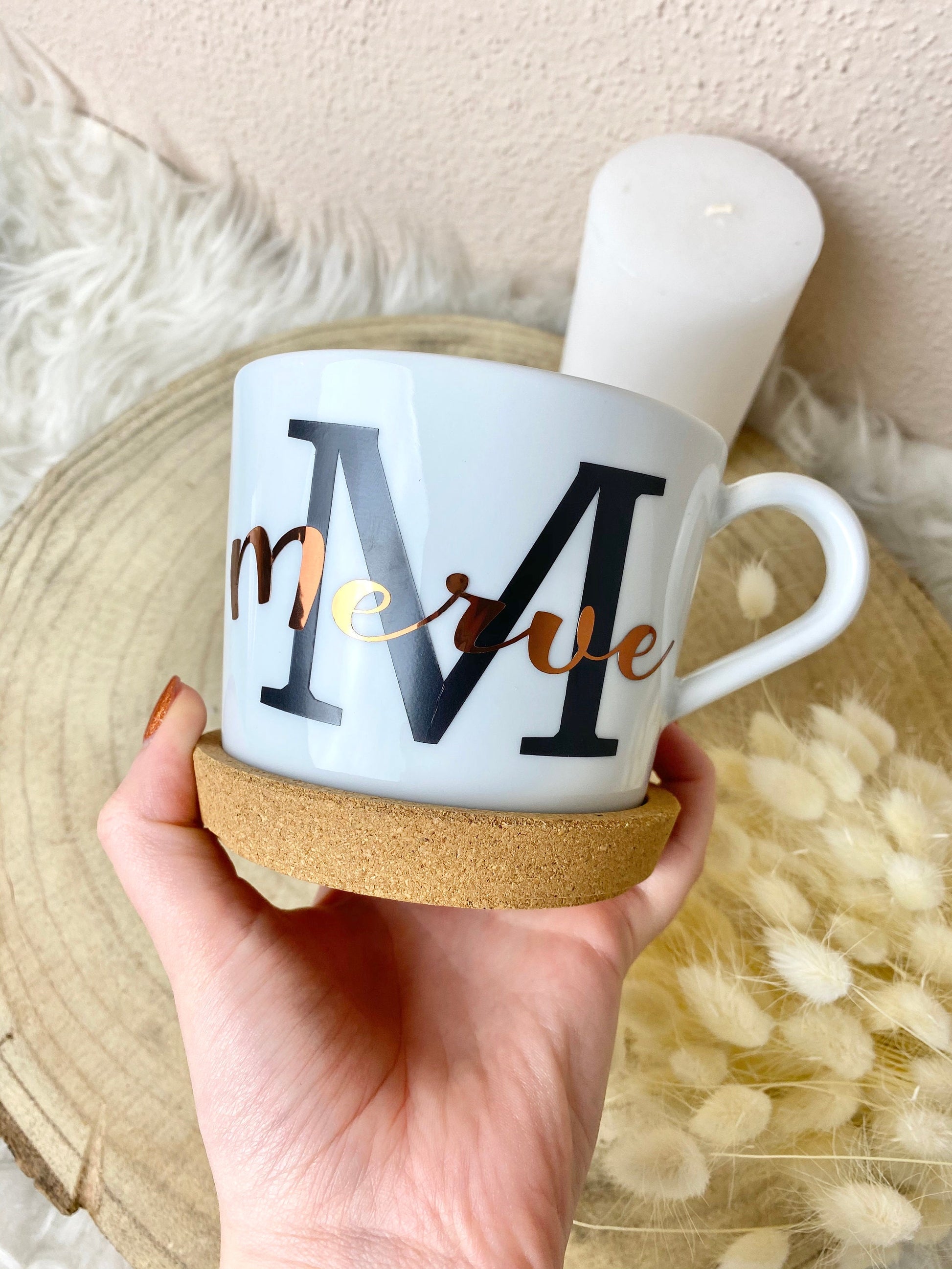 Personalisierte Tasse, Geschenkidee, Initial, Gold, Schwarz, Kaffeetasse, Untersetzer, individuell, Weihnachten, Weihnachtsgeschenk