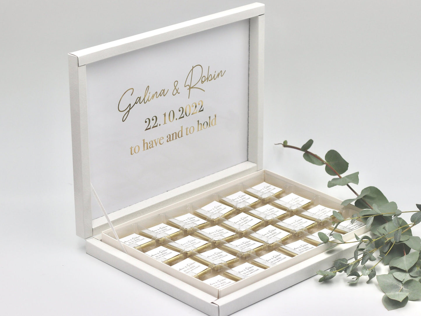 Personalisierte Schokobox in Weiß mit Goldveredelung I Hochzeit I Geburtstag I Taufe I Mit Namen I Gastgeschenke I Schokolade I Etikett