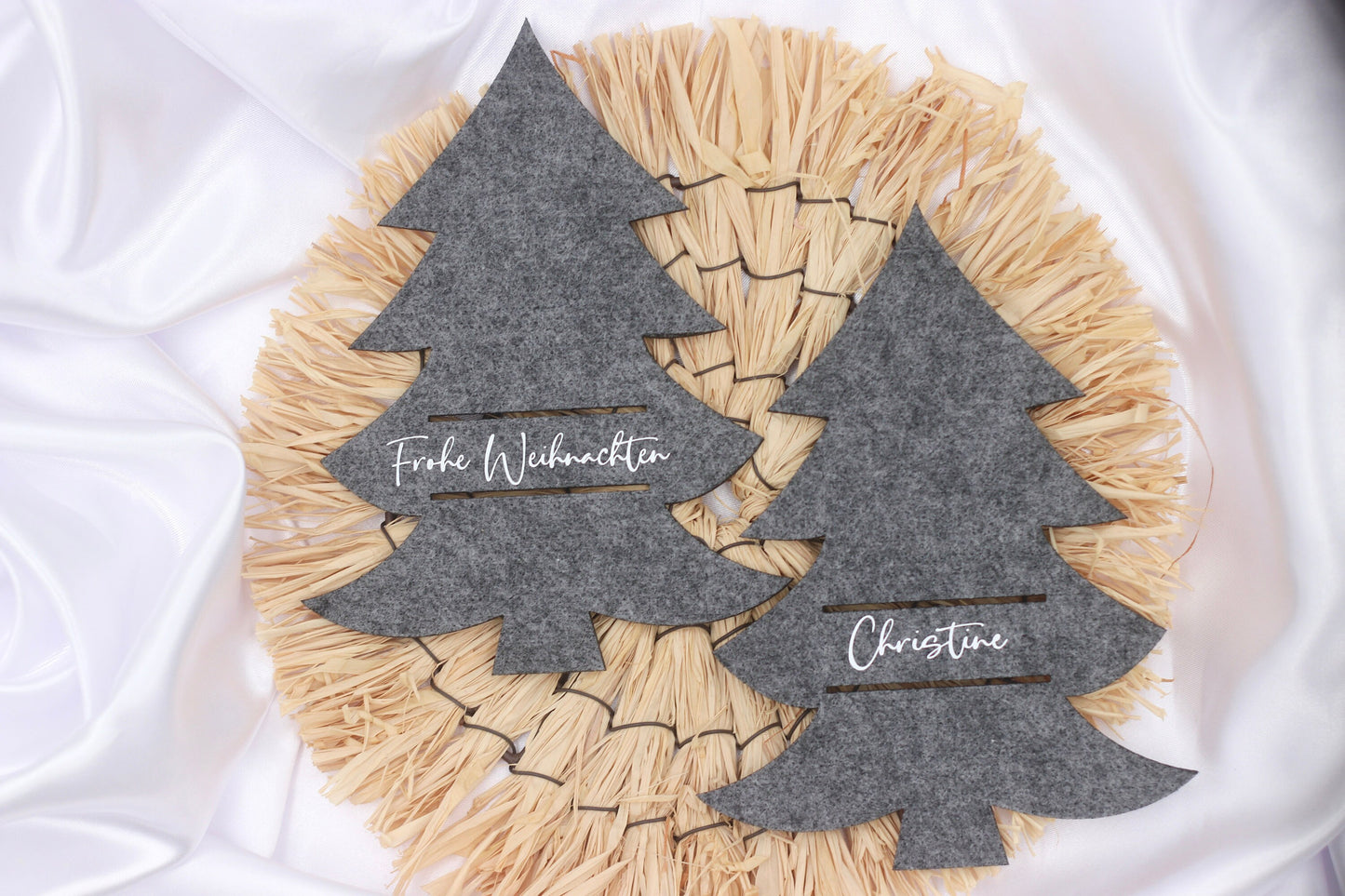 Besteckhalter Weihnachten personalisiert grau aus Filz Tischdeko Gastgeschenk Weihnachten Nikolaus Firmenfeier Mitarbeitergeschenk