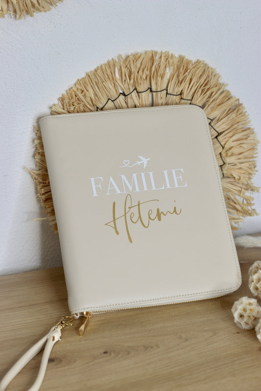 Personalisierter Travel Organizer für die Reise - Beige, Schwarz oder Grau - Passhülle - Weihnachten - Geschenk - Flitterwochen
