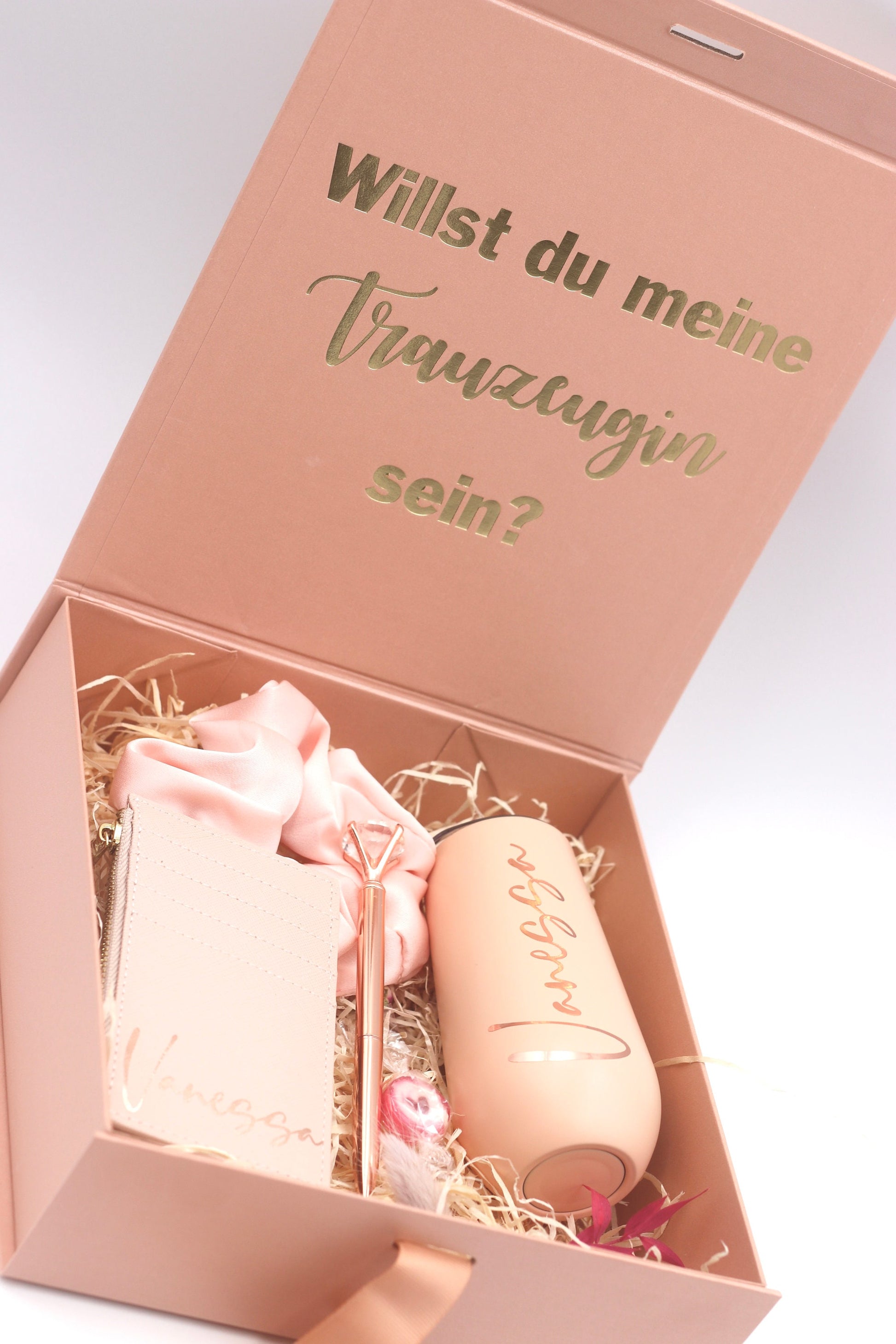 Geschenkbox "Willst du meine Trauzeugin/Brautjungfer sein" in rosa oder weiß